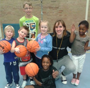 Wie basketbalt met ons mee?